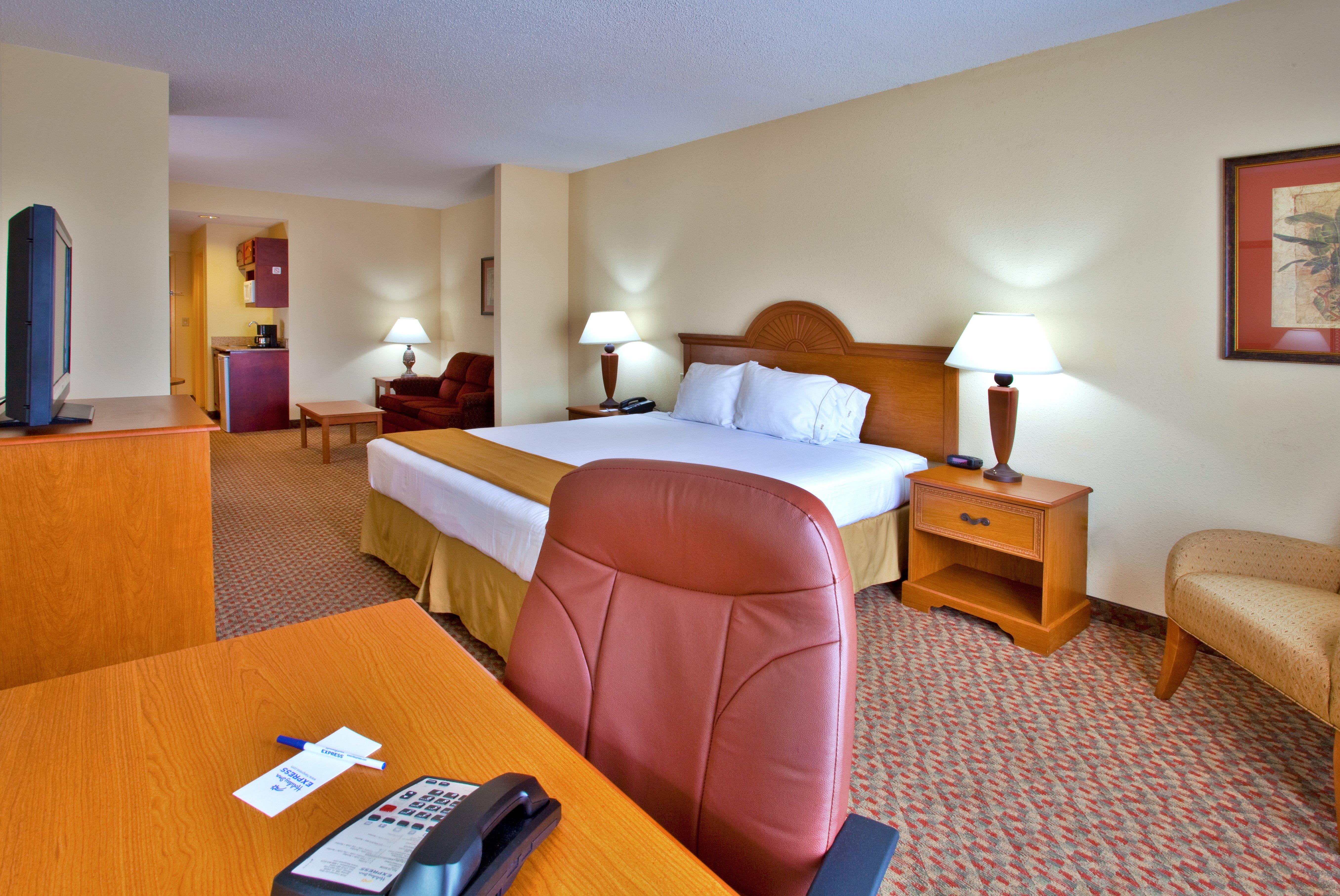 Holiday Inn Express - Spring Hill By Ihg Esterno foto