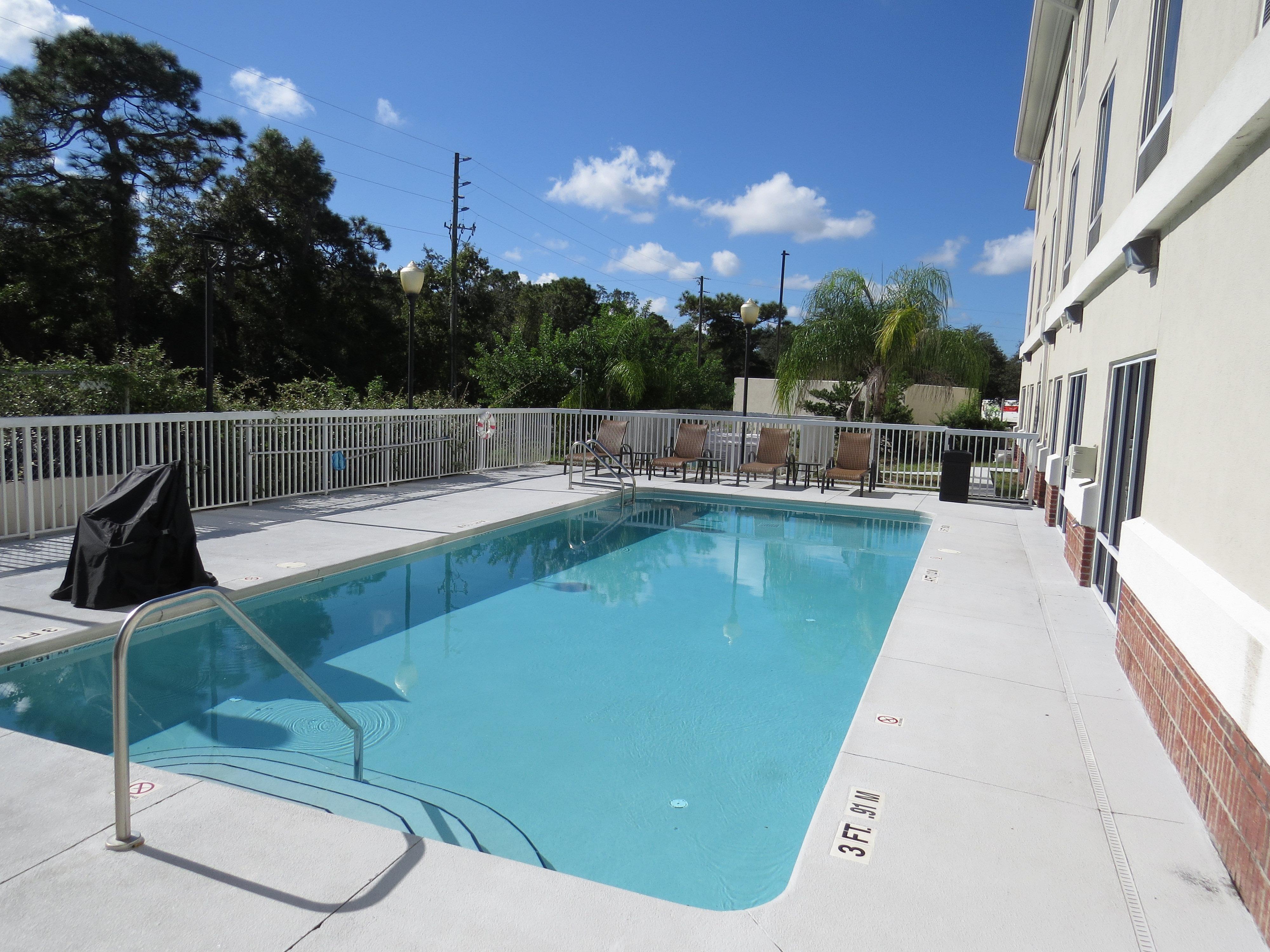 Holiday Inn Express - Spring Hill By Ihg Esterno foto