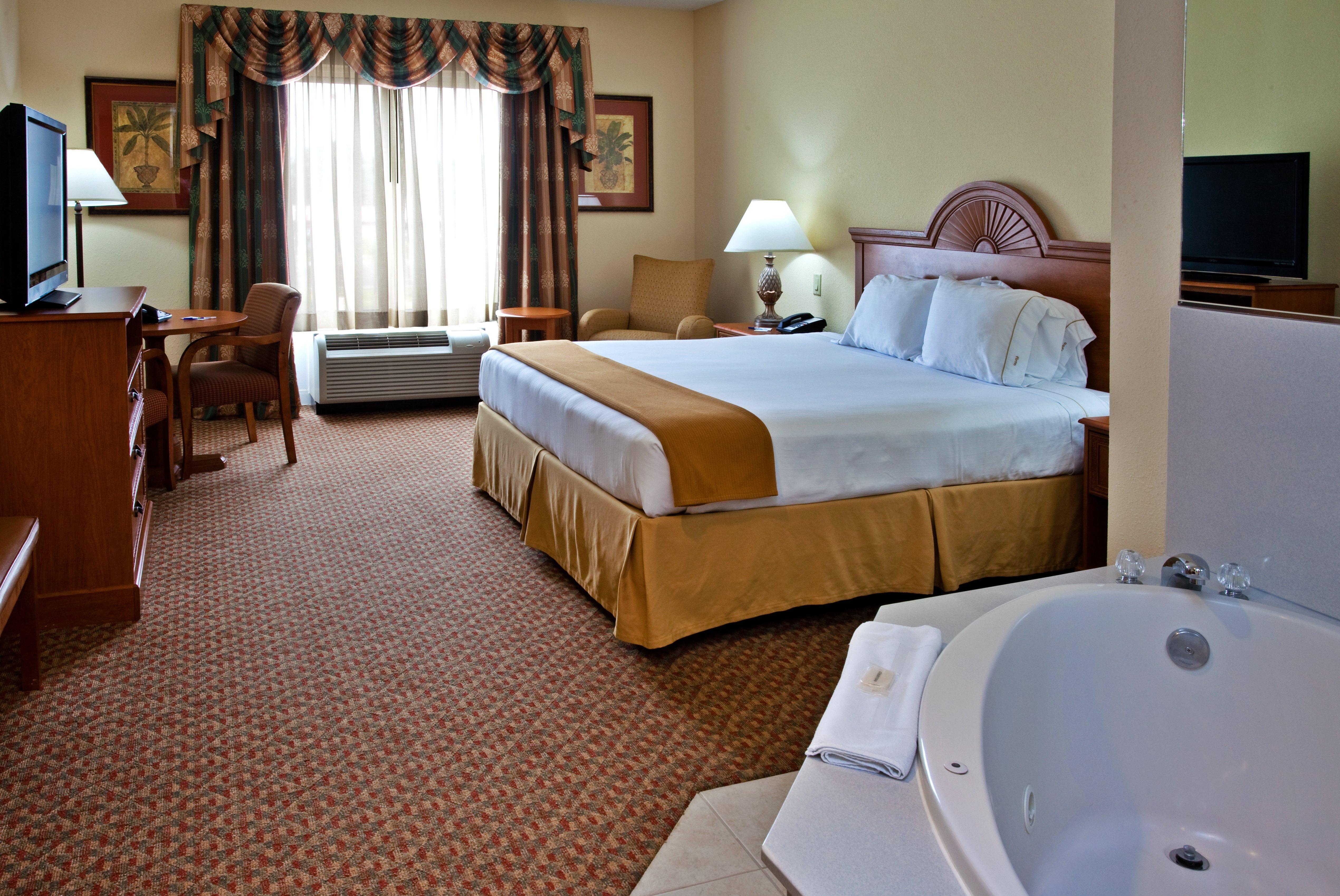 Holiday Inn Express - Spring Hill By Ihg Esterno foto