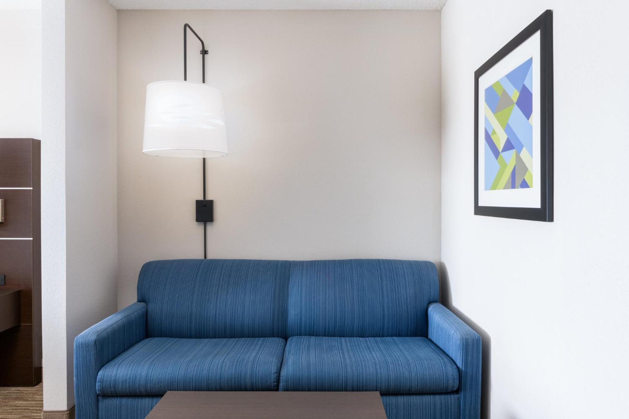 Holiday Inn Express - Spring Hill By Ihg Esterno foto
