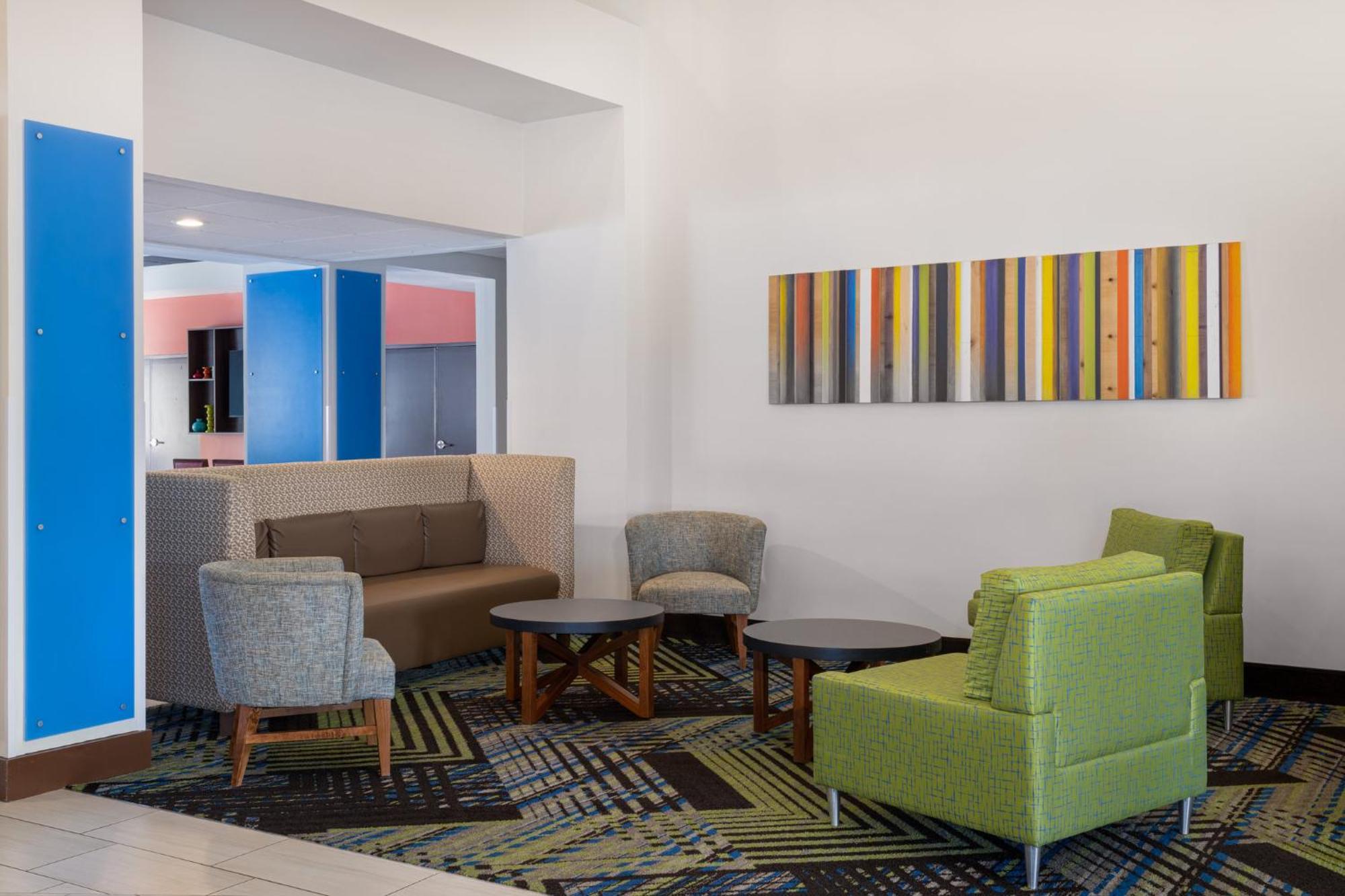 Holiday Inn Express - Spring Hill By Ihg Esterno foto